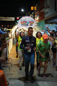 BIB: 
                            <button type="button" onclick="openModal(21830757)" class="btn btn-primary btn-sm float-right btn-popup" data-toggle="modal" data-target=".modal-high-quality">
                        <i class="fas fa-shopping-cart"></i> Add to Cart
                    </button>
                                            <button type="button" onclick="isThisMe(21830757, true)" class="btn btn-success btn-sm float-right btn-popup btn-isme hidden" data-toggle="tooltip" data-placement="bottom" title="นี่คือรูปของคุณใช่ไหม คลิกที่นี่เพื่อเอาเข้าอัลบั้ม">
                        <i class="fas fa-plus"></i> Add to album
                    </button>
                    <button type="button" onclick="isThisMe(21830757, false)" class="btn btn-warning btn-sm float-right btn-popup btn-isnotme hidden">
                        <i class="fas fa-ban"></i> Remove from album
                    </button>